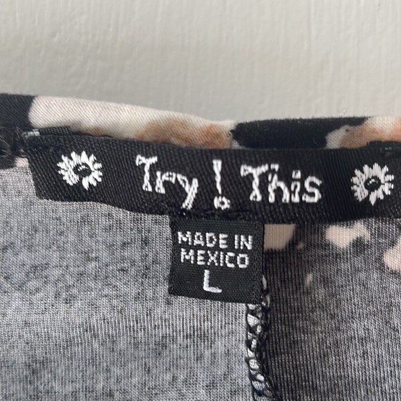 Size large mid length sleeve floral dress - Picture 4 of 5